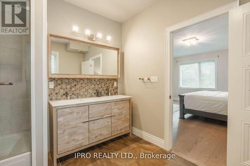 28 Innisdale Drive, Toronto (Wexford-Maryvale), ON - Indoor Photo Showing Bathroom