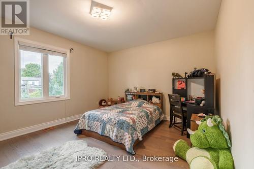 28 Innisdale Drive, Toronto (Wexford-Maryvale), ON - Indoor Photo Showing Bedroom