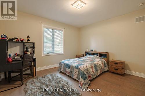 28 Innisdale Drive, Toronto (Wexford-Maryvale), ON - Indoor Photo Showing Bedroom