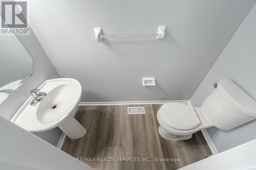 88 Sundridge Street, Brampton (Snelgrove), ON - Indoor Photo Showing Bathroom