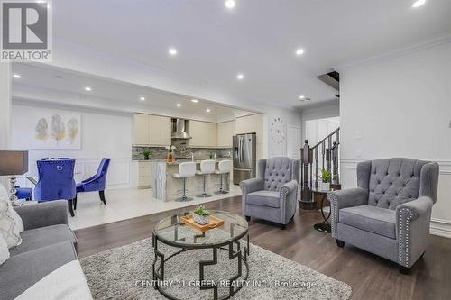 1664 Sorensen Court, Milton (Ford), ON - Indoor Photo Showing Living Room