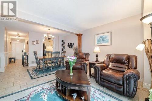 59 - 1200 Walden Circle, Mississauga (Clarkson), ON - Indoor Photo Showing Living Room