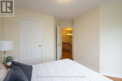 5958 Tenth Line, Mississauga (Churchill Meadows), ON - Indoor Photo Showing Bedroom