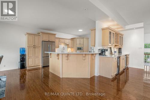 107 Country Charm Drive, Belleville, ON - Indoor Photo Showing Kitchen