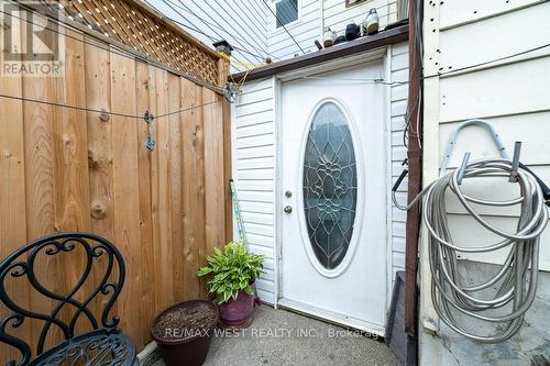 13 Rolyat Street, Toronto (Trinity-Bellwoods), ON - Indoor Photo Showing Other Room