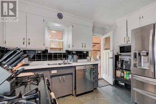 18 Aylesford Drive, Toronto (Birchcliffe-Cliffside), ON - Indoor Photo Showing Kitchen With Double Sink