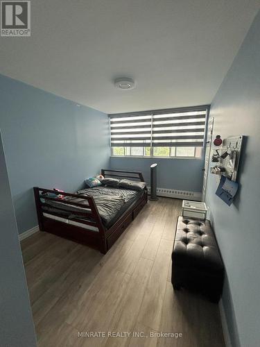 607 - 4091 Sheppard Avenue, Toronto (Agincourt South-Malvern West), ON - Indoor Photo Showing Bedroom