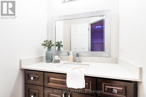 36 Antelope Drive, Toronto, ON - Indoor Photo Showing Bathroom