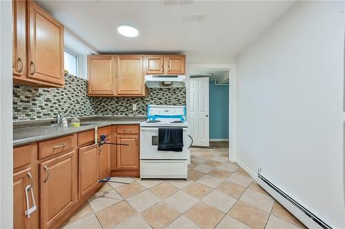 120 Cameron Avenue S, Hamilton, ON - Indoor Photo Showing Kitchen With Double Sink