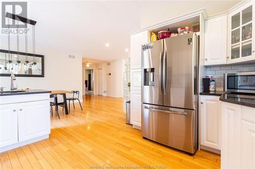 201 Gignac Crescent, Lasalle, ON - Indoor Photo Showing Kitchen