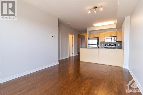 70 Landry Street Unit#1606, Ottawa, ON - Indoor Photo Showing Kitchen