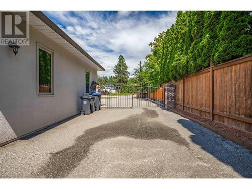 3761 Mcculloch Road, Kelowna, BC - Outdoor With Exterior