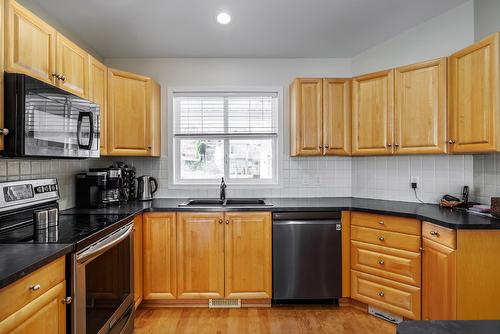 3685 Morningside Drive, West Kelowna, BC - Indoor Photo Showing Kitchen With Double Sink