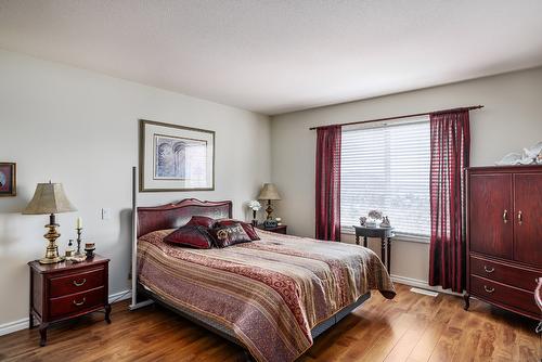 3685 Morningside Drive, West Kelowna, BC - Indoor Photo Showing Bedroom