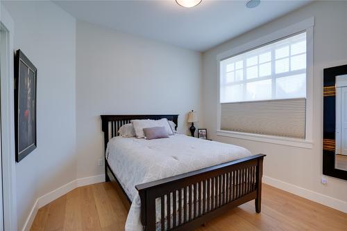 12541 Lake Vista Court, Lake Country, BC - Indoor Photo Showing Bedroom