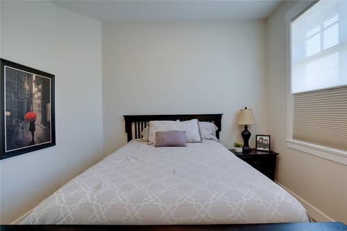 12541 Lake Vista Court, Lake Country, BC - Indoor Photo Showing Bedroom