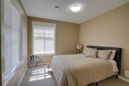 12541 Lake Vista Court, Lake Country, BC - Indoor Photo Showing Bedroom