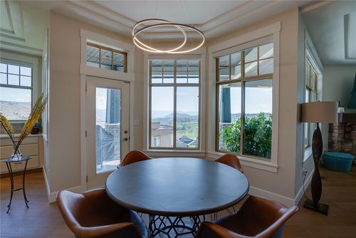 12541 Lake Vista Court, Lake Country, BC - Indoor Photo Showing Dining Room