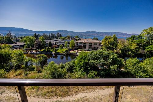 412-3865 Truswell Road, Kelowna, BC - Outdoor With View