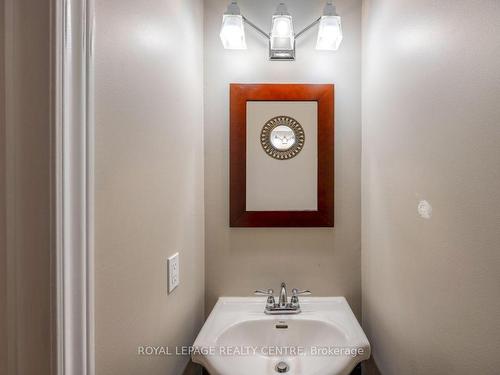 179 Padfield Dr, Clarington, ON - Indoor Photo Showing Bathroom