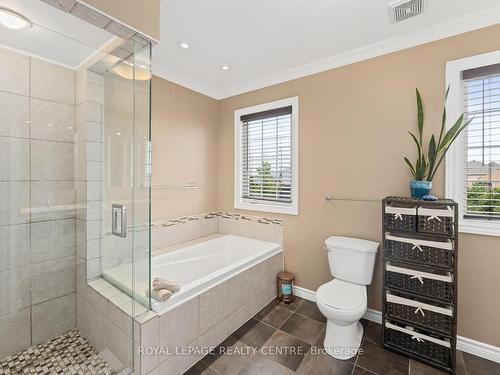 179 Padfield Dr, Clarington, ON - Indoor Photo Showing Bathroom