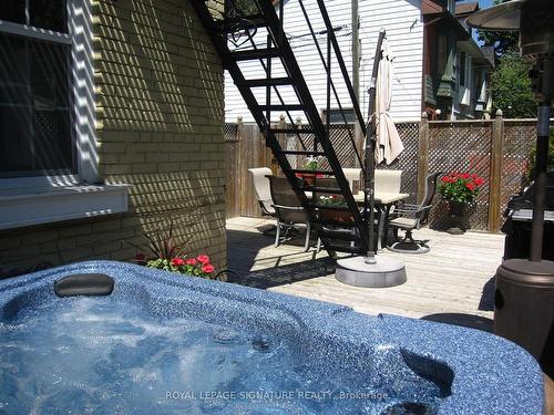 Main-2 A Tiverton Ave, Toronto, ON - Outdoor With Deck Patio Veranda