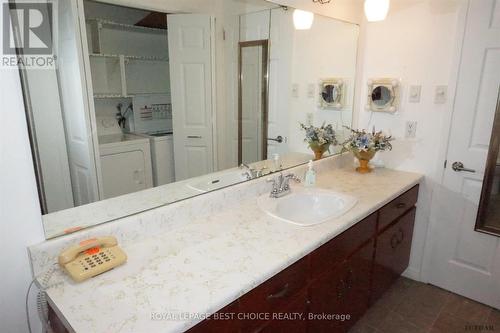 210 Lang Street, Cobalt, ON - Indoor Photo Showing Bathroom