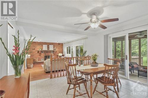 1 Hartford Place, Ottawa, ON - Indoor Photo Showing Dining Room