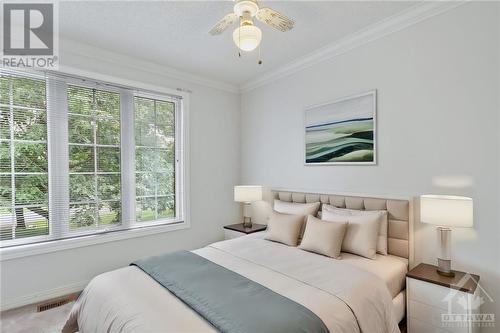 1 Hartford Place, Ottawa, ON - Indoor Photo Showing Bedroom