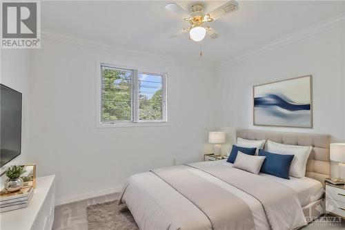 1 Hartford Place, Ottawa, ON - Indoor Photo Showing Bedroom