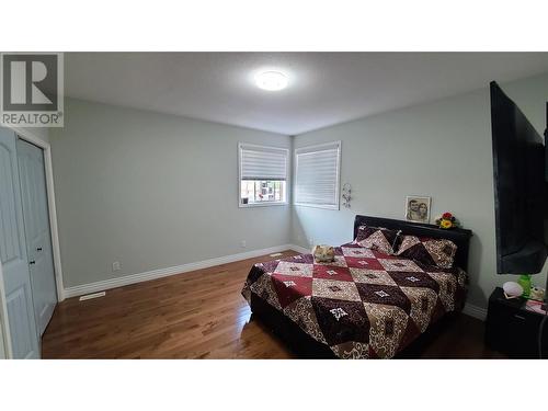 1092 Rockcliffe Road, Oliver, BC - Indoor Photo Showing Bedroom