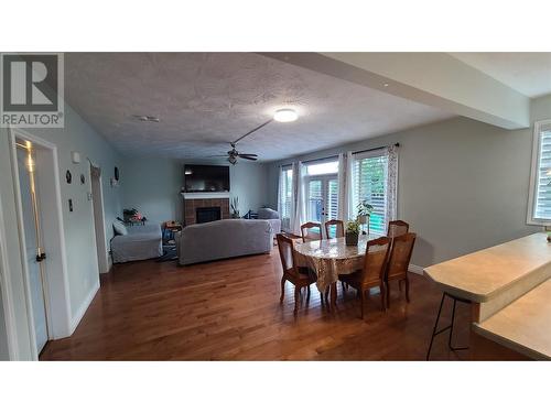 1092 Rockcliffe Road, Oliver, BC - Indoor Photo Showing Dining Room