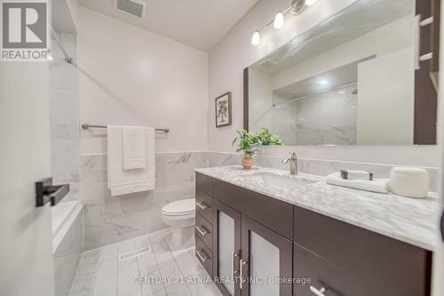 11 Bards Walkway, Toronto (Pleasant View), ON - Indoor Photo Showing Bathroom