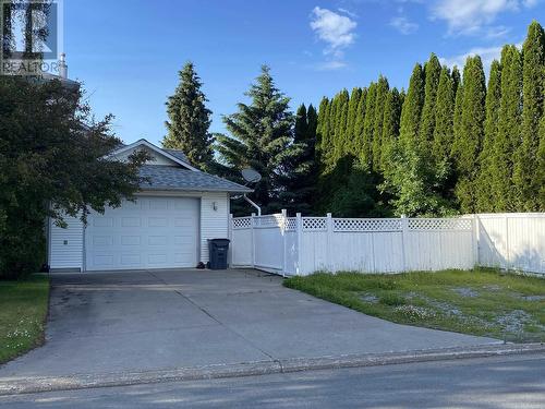 2996 Wayne Street, Prince George, BC - Outdoor