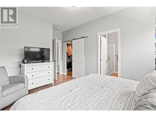 4602 20 St Unit# 10, Vernon, BC - Indoor Photo Showing Bedroom