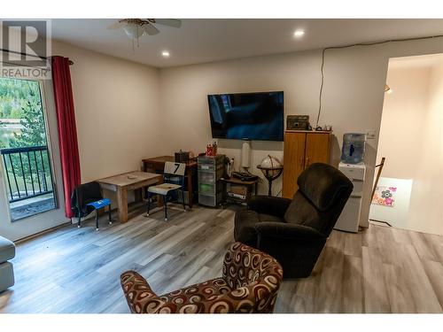 8323 Trans Canada Highway W, Revelstoke, BC - Indoor