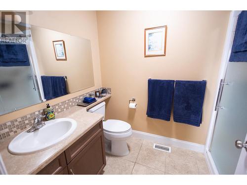 6 4022 Yeo Street, Terrace, BC - Indoor Photo Showing Bathroom