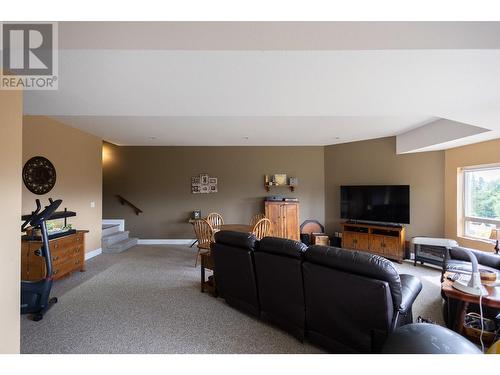 6 4022 Yeo Street, Terrace, BC - Indoor Photo Showing Living Room