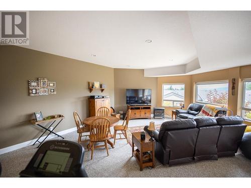 6 4022 Yeo Street, Terrace, BC - Indoor Photo Showing Living Room