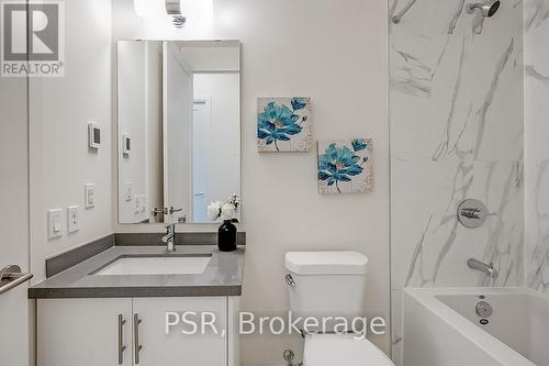 812 - 509 Dundas Street W, Oakville, ON - Indoor Photo Showing Bathroom