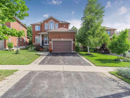 33 Prince Of Wales Dr, Barrie, ON - Outdoor With Facade