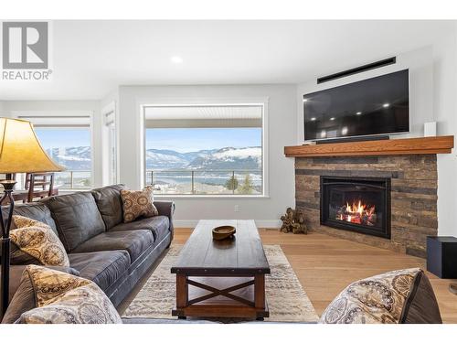 2550 Copperview Drive, Blind Bay, BC - Indoor Photo Showing Living Room With Fireplace