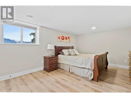 2550 Copperview Drive, Blind Bay, BC - Indoor Photo Showing Bedroom