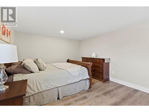 2550 Copperview Drive, Blind Bay, BC - Indoor Photo Showing Bedroom