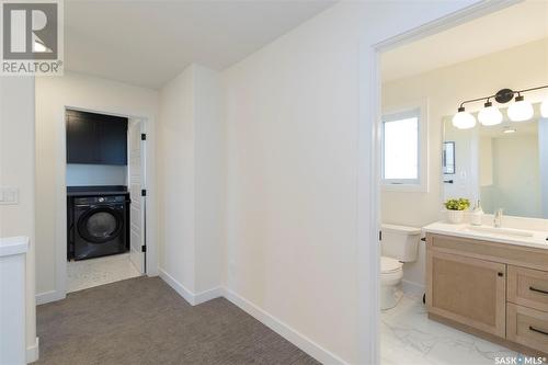 1023 Glacial Shores Common, Saskatoon, SK - Indoor Photo Showing Bathroom