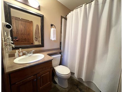 1 - 1301 Gerry Sorensen Way, Kimberley, BC - Indoor Photo Showing Bathroom