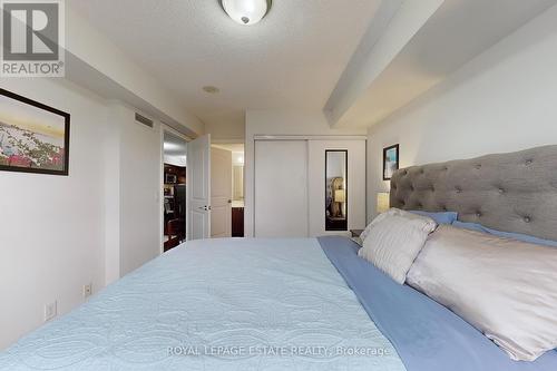 401 - 1070 Sheppard Avenue W, Toronto, ON - Indoor Photo Showing Bedroom