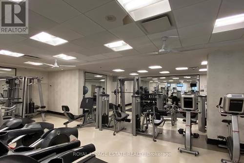 401 - 1070 Sheppard Avenue W, Toronto (York University Heights), ON - Indoor Photo Showing Gym Room