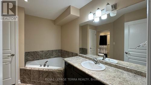 150 - 7607 Green Vista Gate, Niagara Falls, ON - Indoor Photo Showing Bathroom