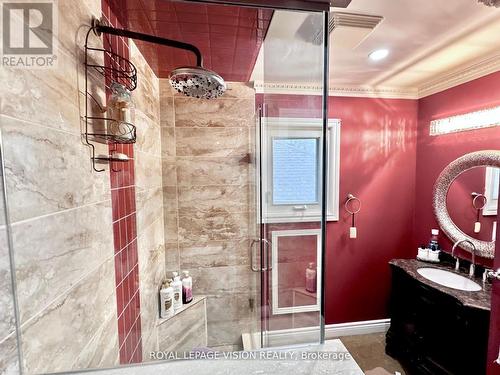 196 Meadowvale Road, Toronto, ON - Indoor Photo Showing Bathroom